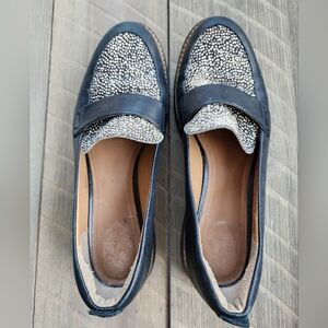 ⭐️ Clarks Artisan Glick Avalee Calf Hair Black and White Women's Loafers Sz 8